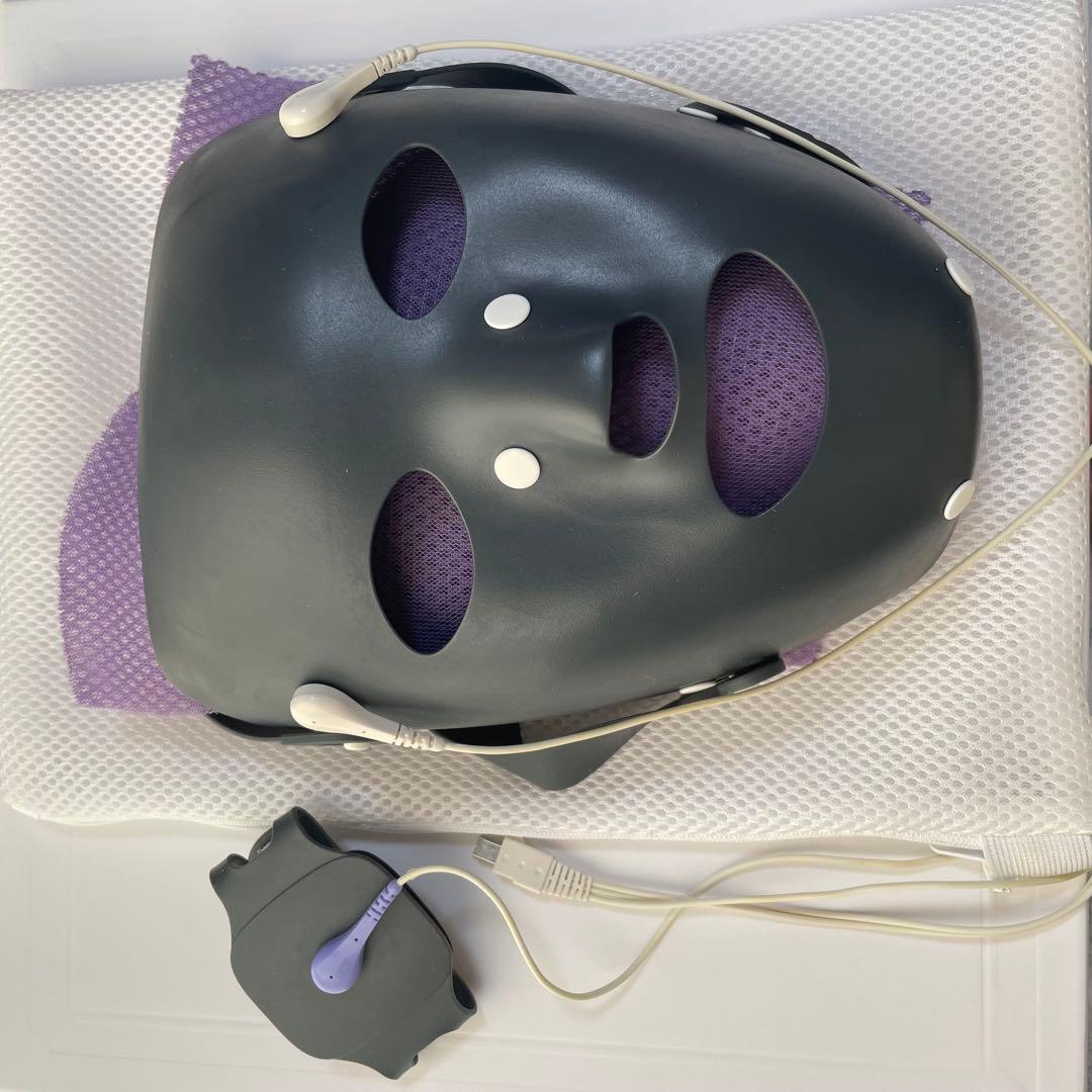 【美品】モイスティーヌ　フェイスマスク　ブラック　イオンシート9枚セット