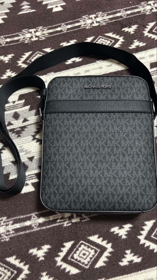 Michael Kors ブラック ショルダーバッグ