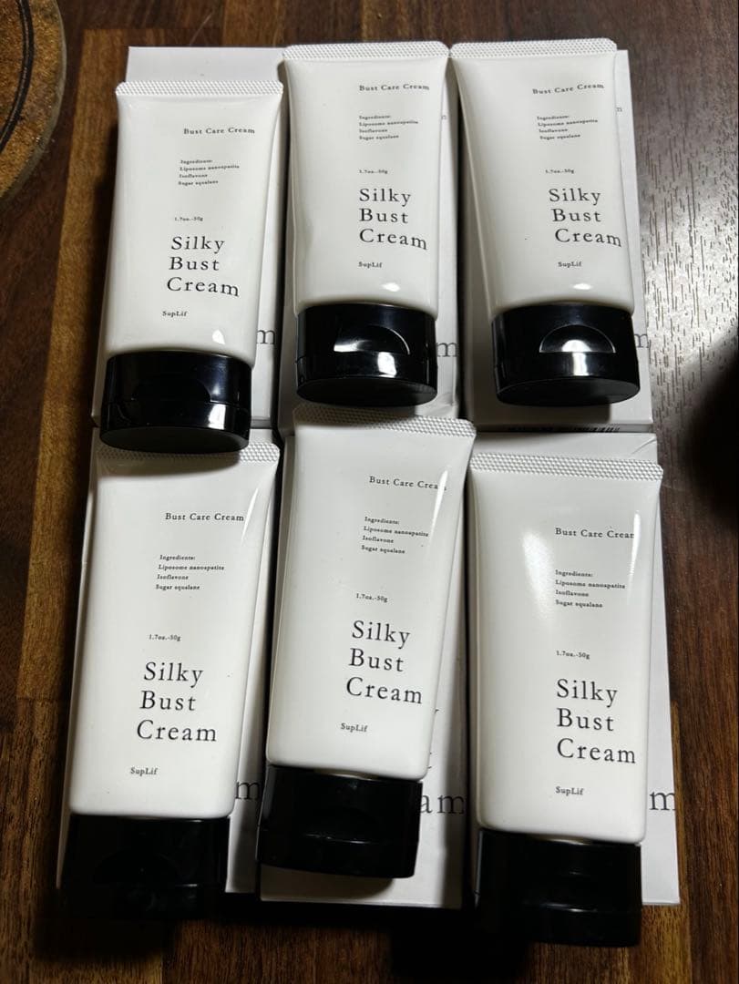 Silky Bust Cream 6本セット