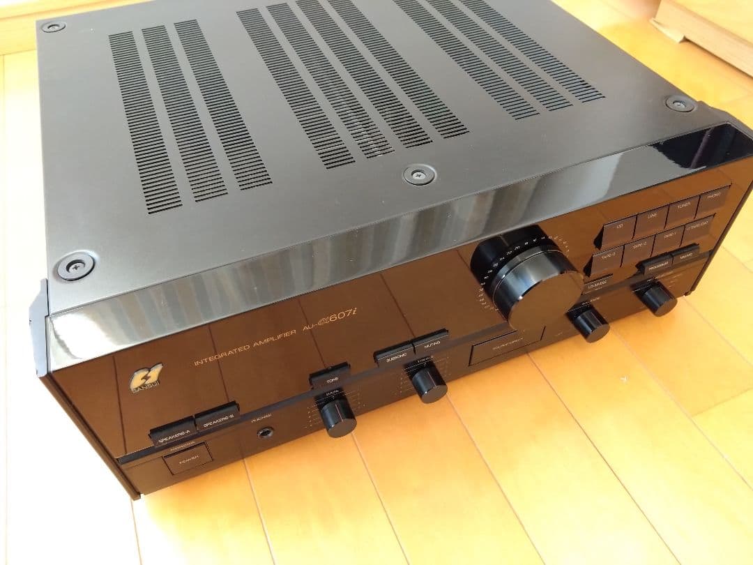 SANSUI 山水 サンスイ　AU-α607i