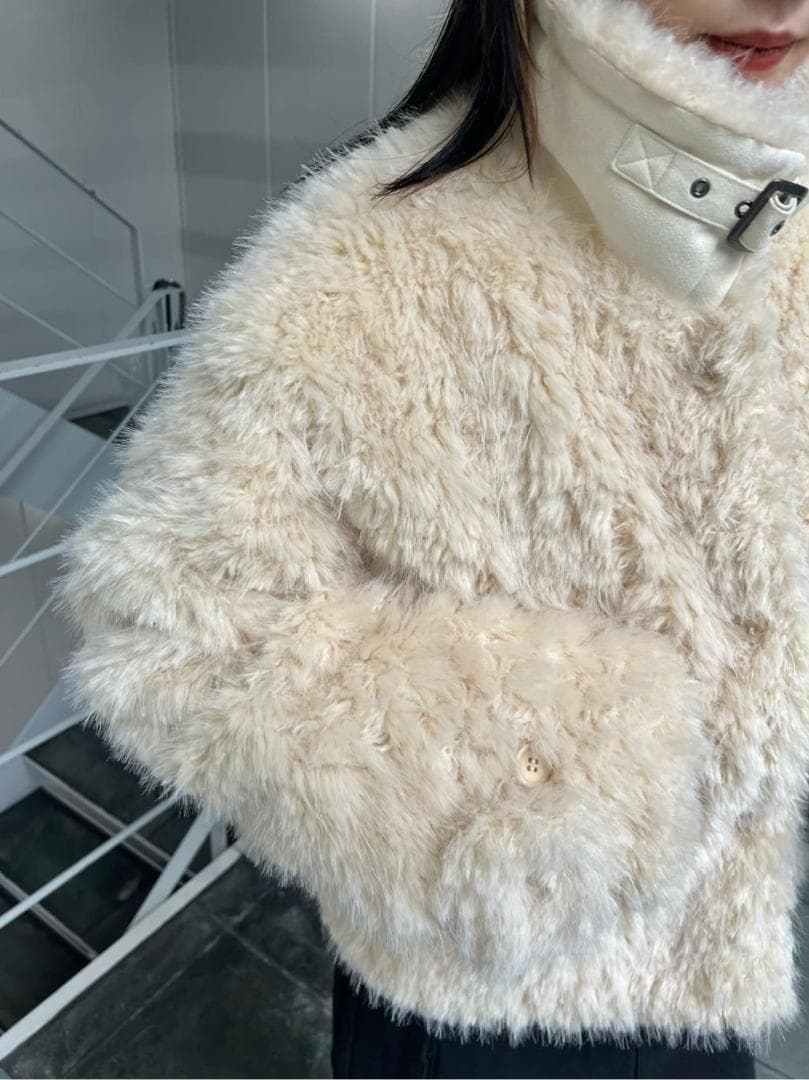 即日発送 入手困難 新品 Kastane カールミドルファーコート アイボリー