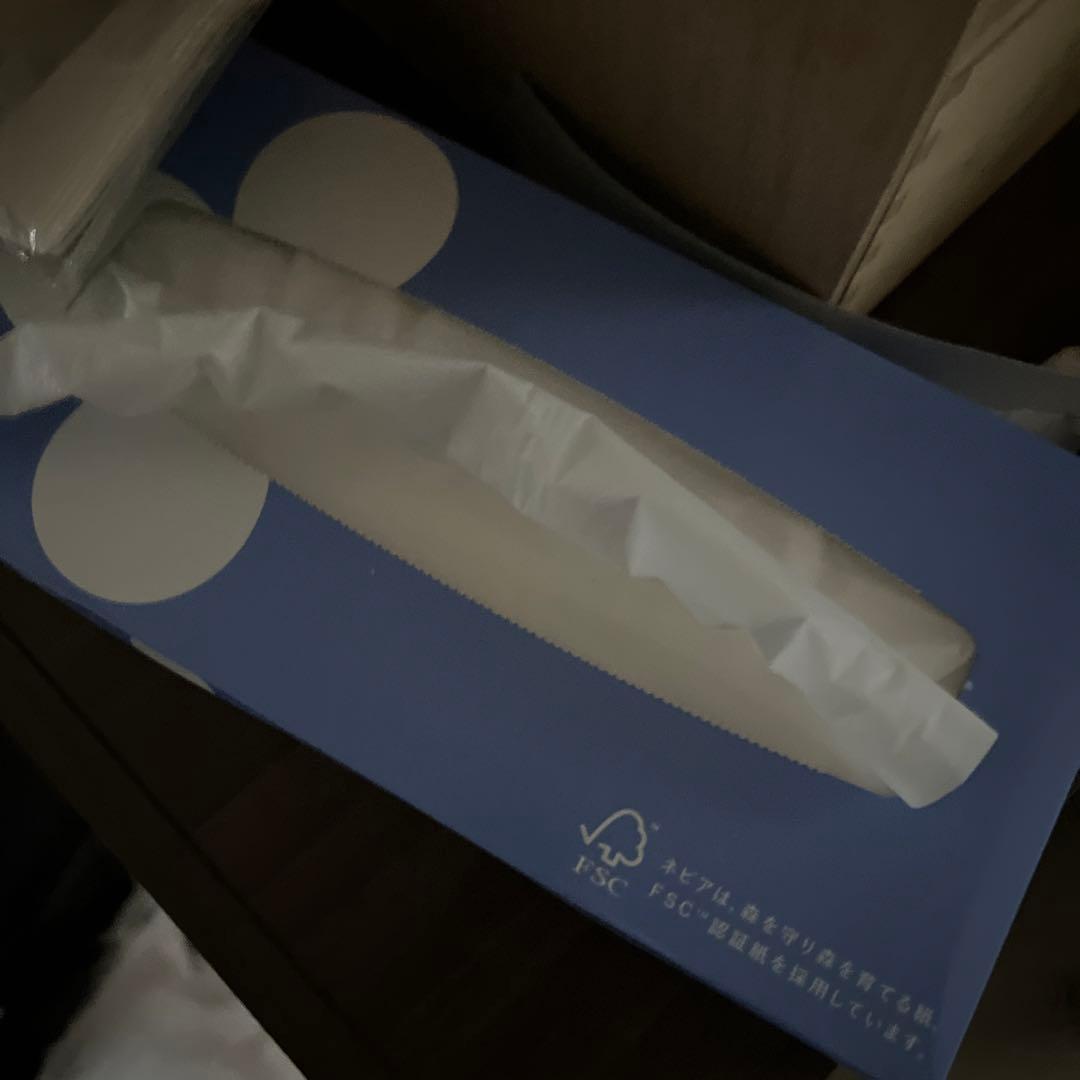 ティッシュ箱