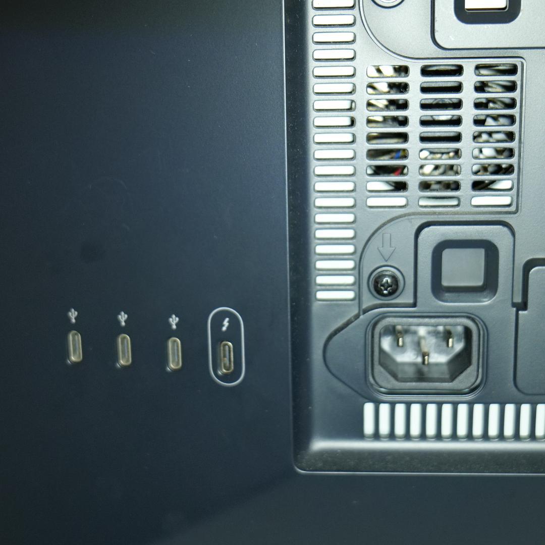 LG UltraFine 5K 27インチ モニター 27MD5KA-B グレア