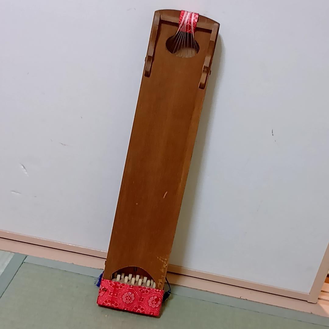 短箏 短琴 ミニ琴 二尺琴 13弦 和楽器 弦楽器 琴柱 布製カバー　60cm