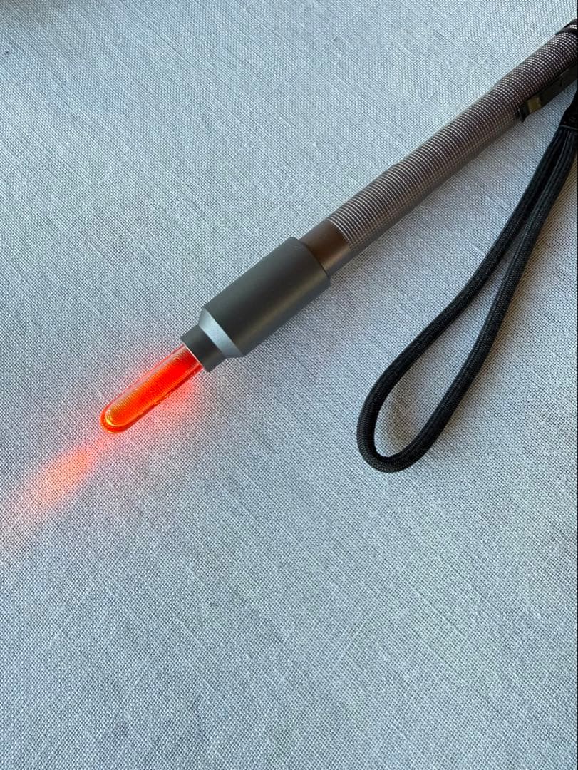 ビーマーライトペン本体とバイヤル122本クリスタルアタッチメント付き