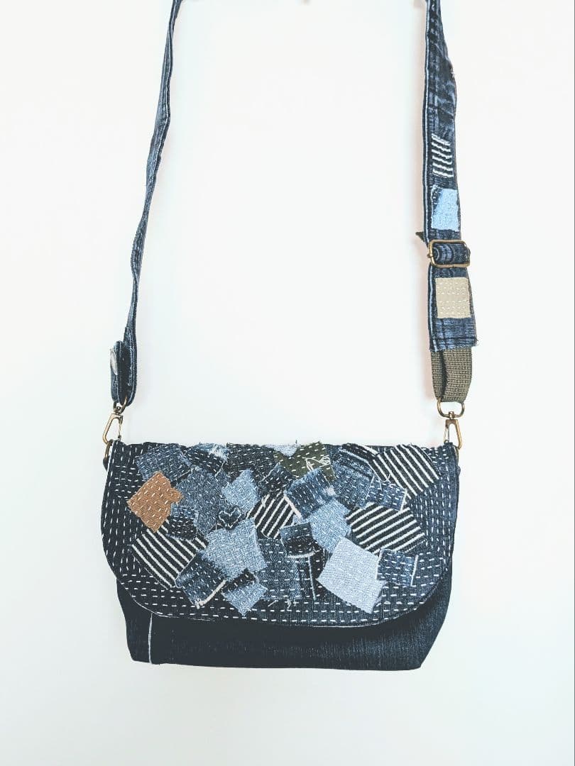 デニムリメイクバッグ＆がま口キーホルダー4つ