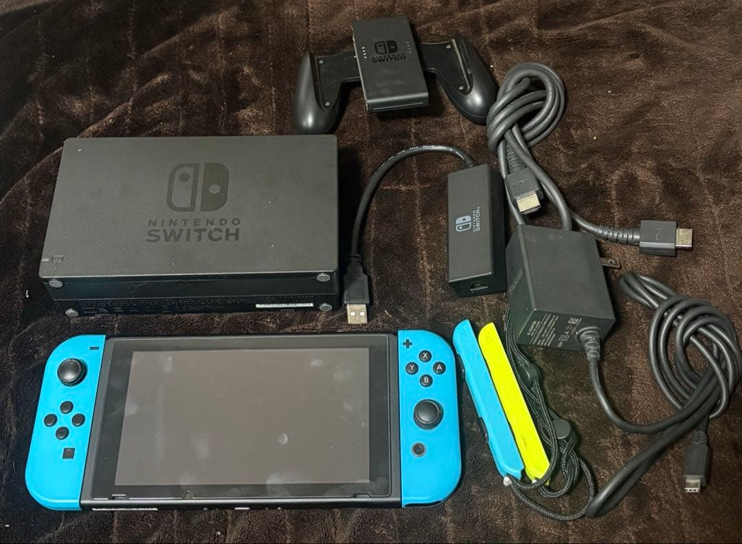 ニンテンドーSwitch 本体 付属品完備 動作確認済み