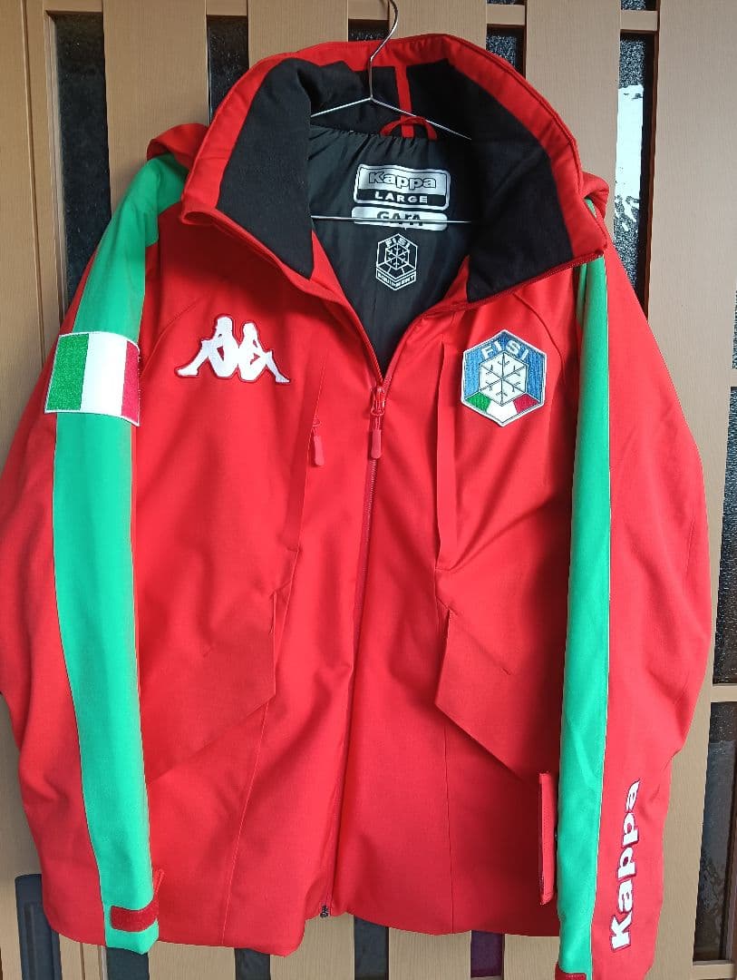 シェンシェン様検討中。Kappa FISI スキーウェア Lサイズ レッド