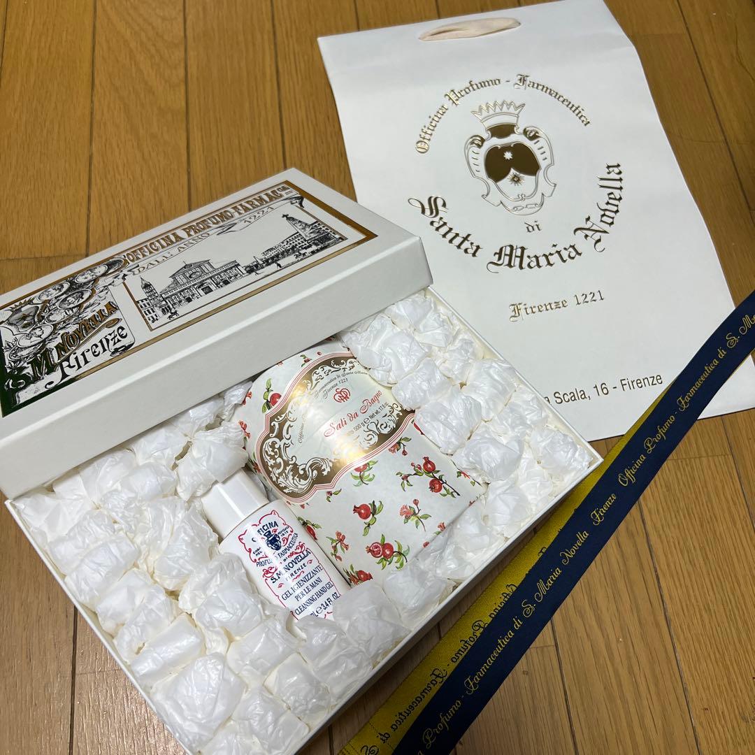 新品未開封　サンタマリアノヴェッラ　バスソルト＆ハンドジェル　ギフトセット