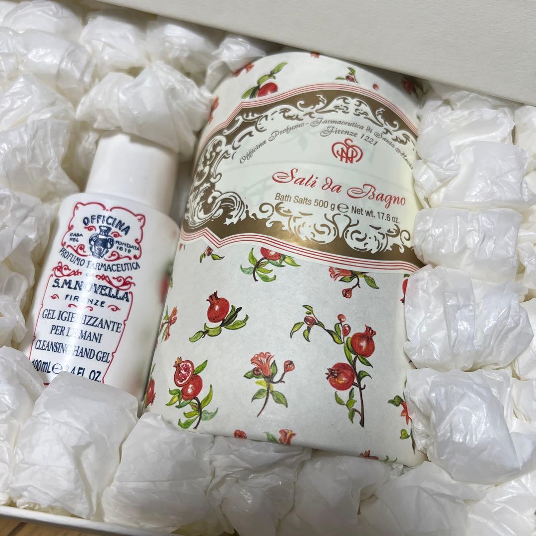 新品未開封　サンタマリアノヴェッラ　バスソルト＆ハンドジェル　ギフトセット