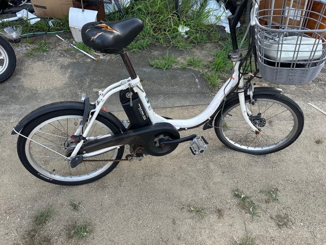 引き取り限定！ヤマハ電動アシスト自転車 パス！ホワイト・バッテリー２個