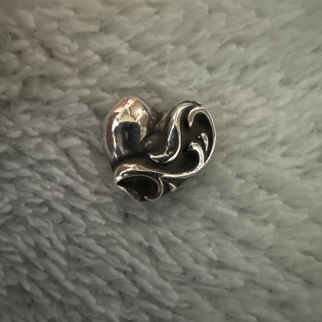 クロムハーツ　ハート　スタッドピアス