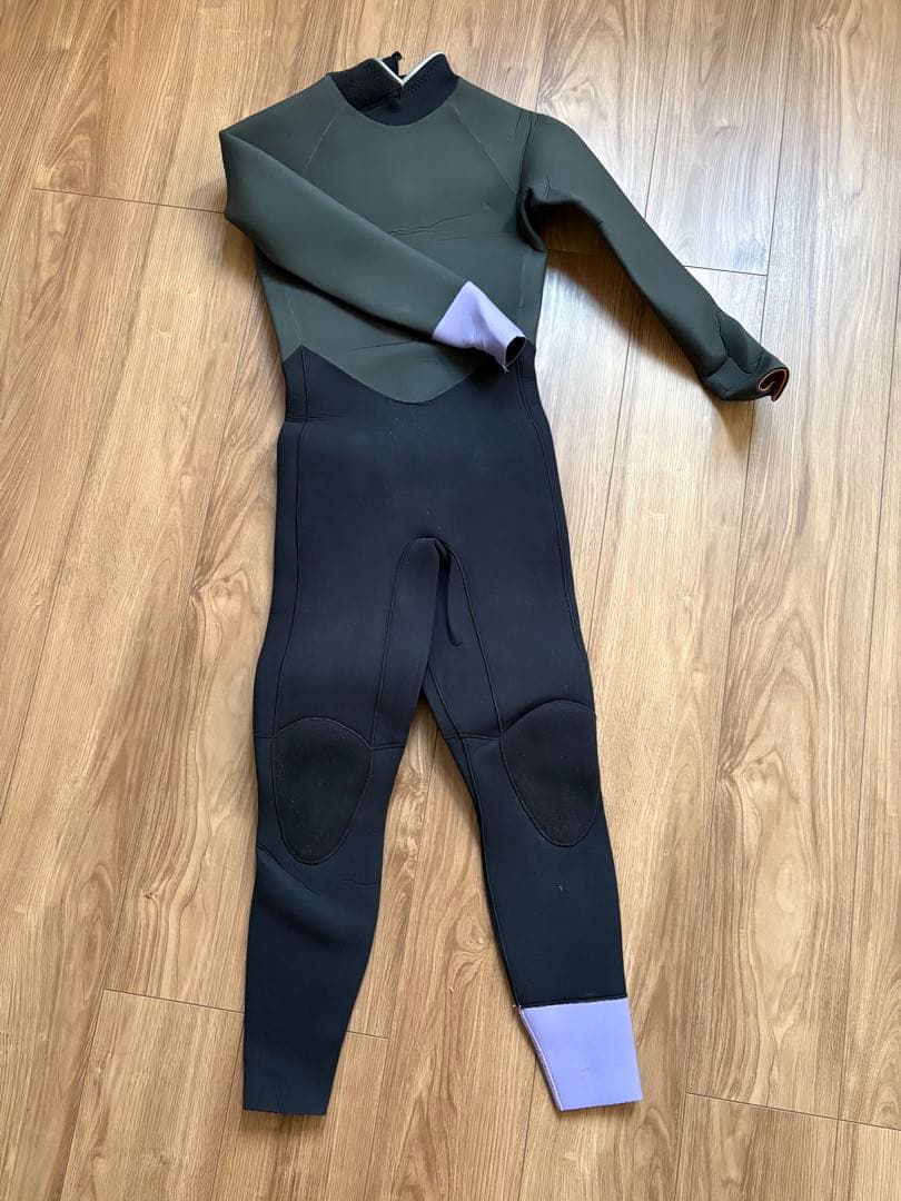 ネオプレン フルスーツ グレーと黒