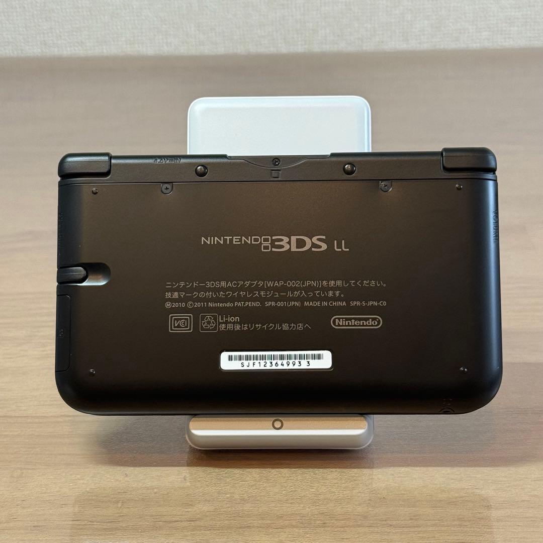 5-240【ほぼ未使用】ニンテンドー3DS LL ブラック