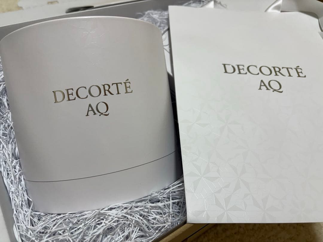 ★2025年12月1日発売 数量限定品★ コスメデコルテ　ＡＱ　ラディアンス