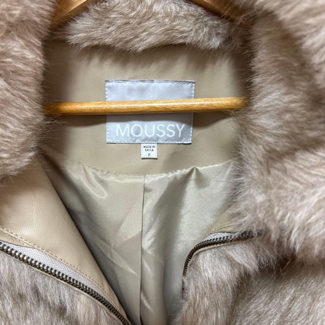 moussyアウター
