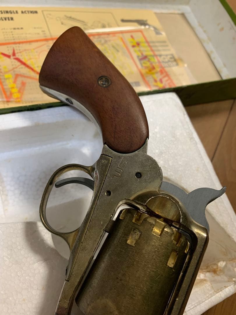 CMC 初期モデル Colt 1851 Navy .44 SMピースメーカー