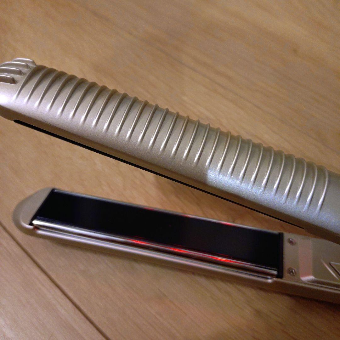 ✽未使用品✽YAMAN✽ヘアアイロン✽スムースアイロンフォトイオン✽ゴールド✽