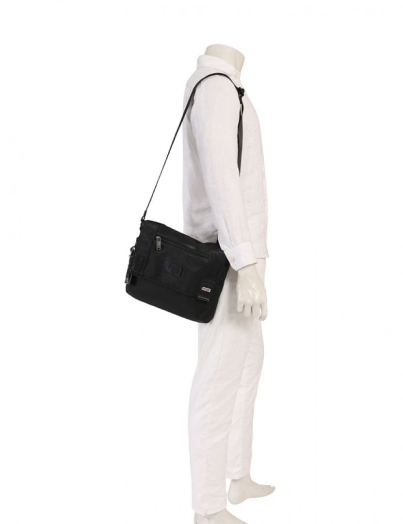 希少TUMI ビールミニ メンズ ショルダーバッグ 斜め掛け サコッシュ 美品