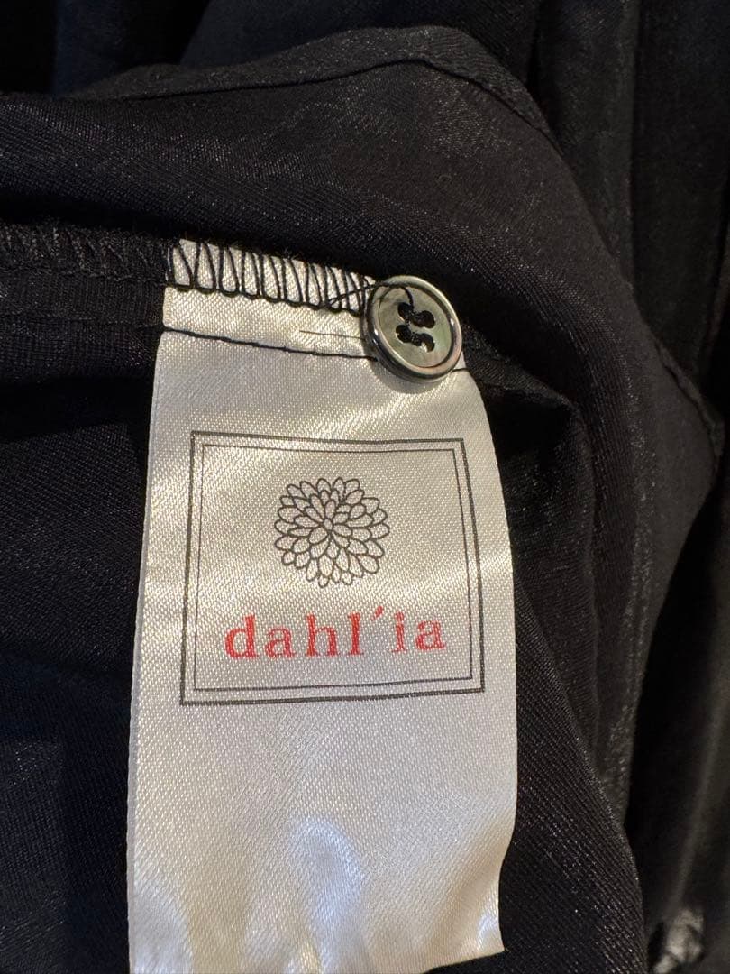 ＜dahl’ia＞ビッグフリルカラー シャツ