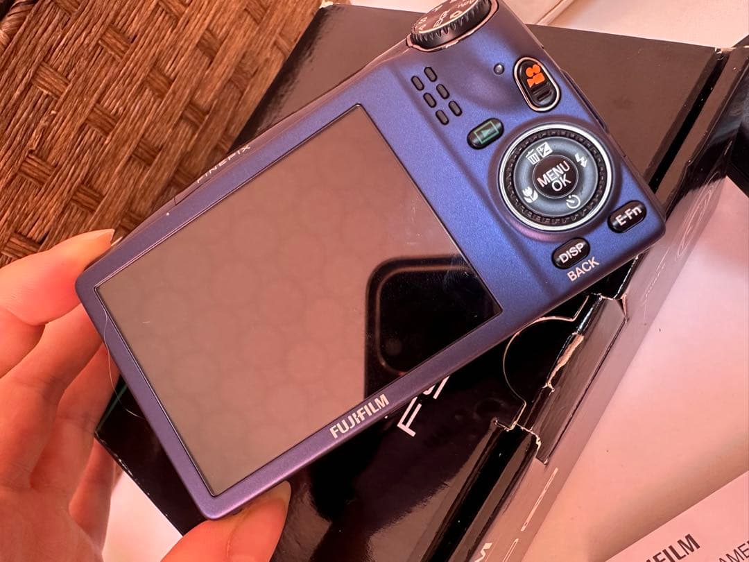 【美品】Fujifilm FinePix F900EXRコンパクトデジタルカメラ