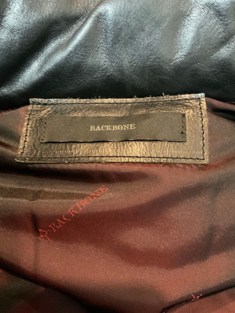 BACKBONE(バックボーン) レザー　ダウンベスト