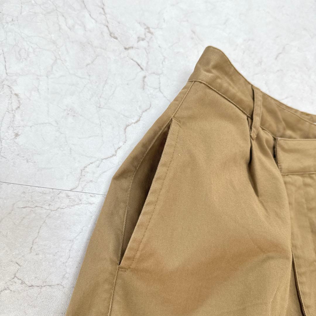 美品⭐︎room306 カーブパンツ　ウエストデザイン　チノパン　ベージュ