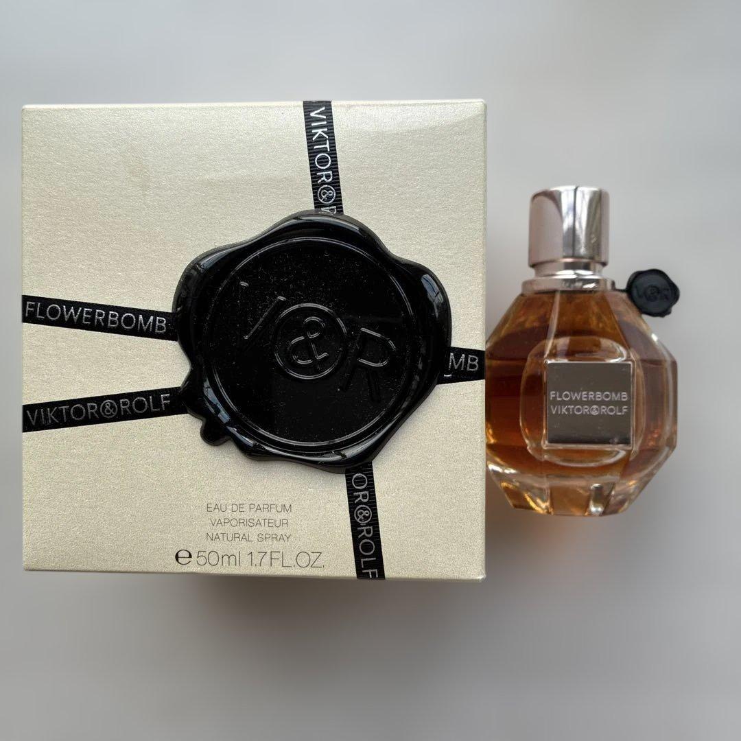香水(女性用) FLOWERBOMB VIKTOR