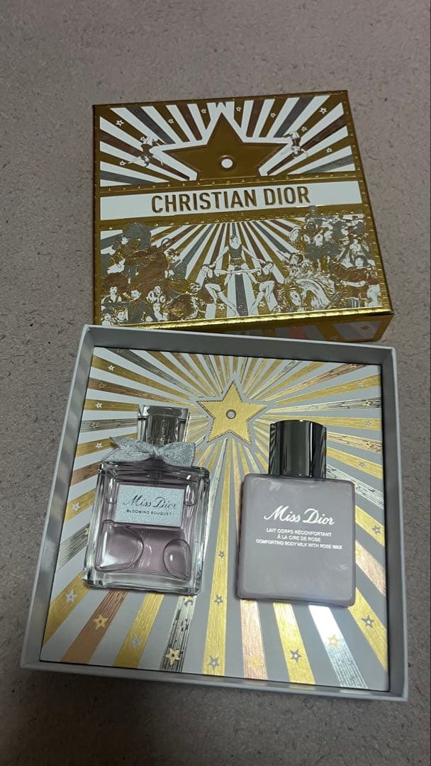 Dior クリスマス ブルーミングブーケ ボディミルク セット