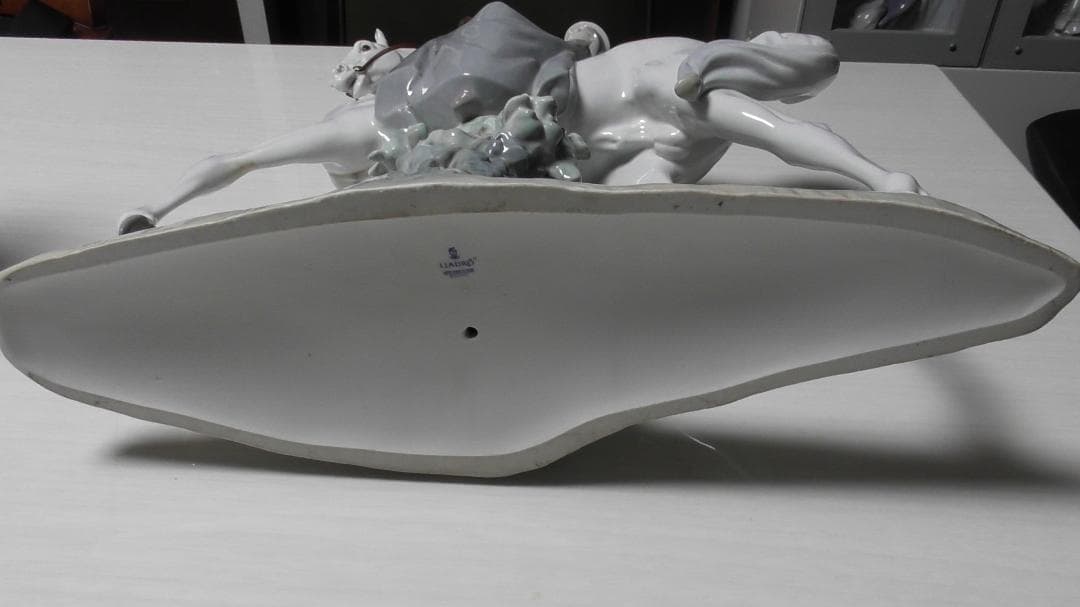 メルポン　LLADRO　リヤドロ　【白い馬の少女】１２　リアドロ　L479