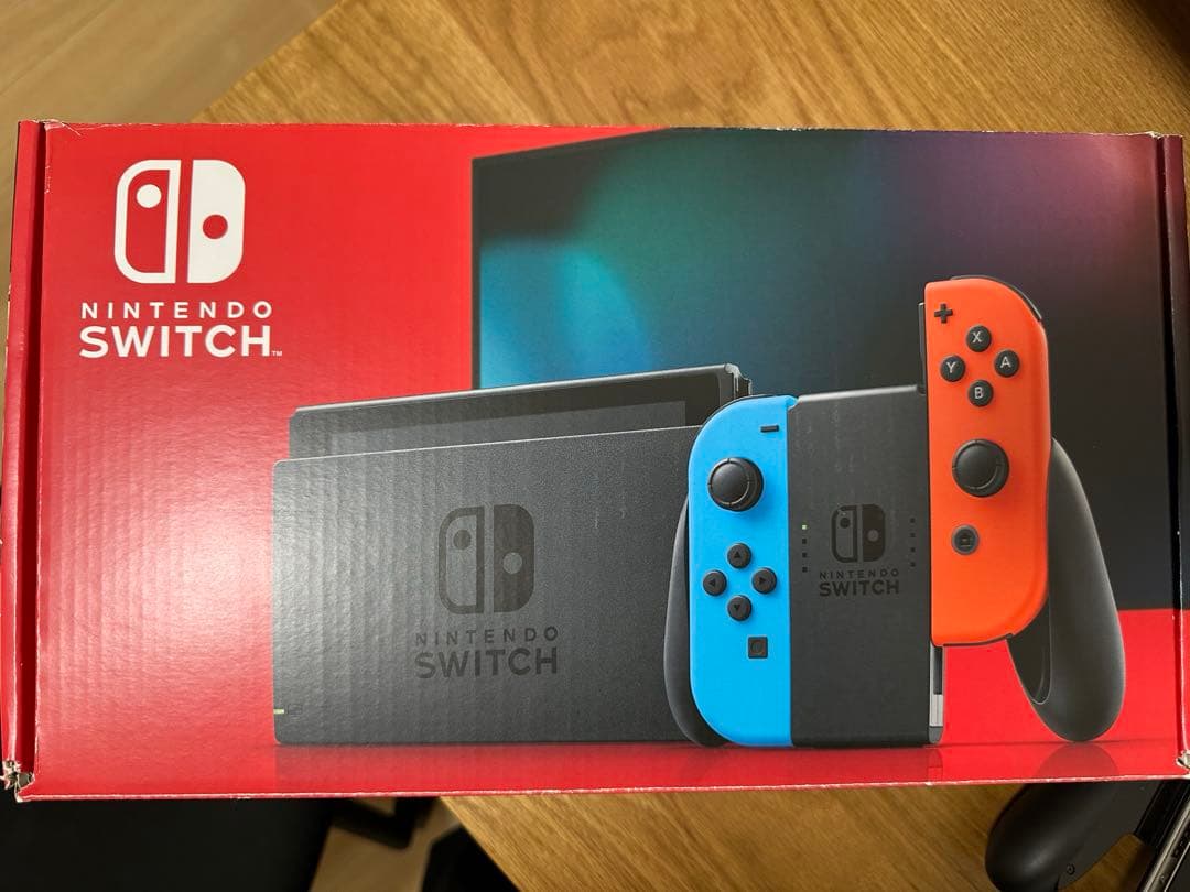 任天堂スイッチ Nintendo Switch 新型　2019年　美品