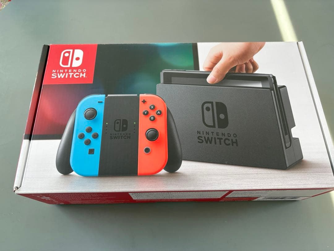 Nintendo Switch 本体 赤/青 付属品付き