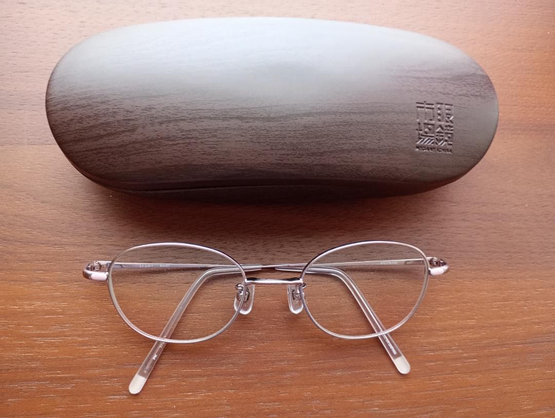 眼鏡　 iromi（イロミ） irm-01　レンズ色付き