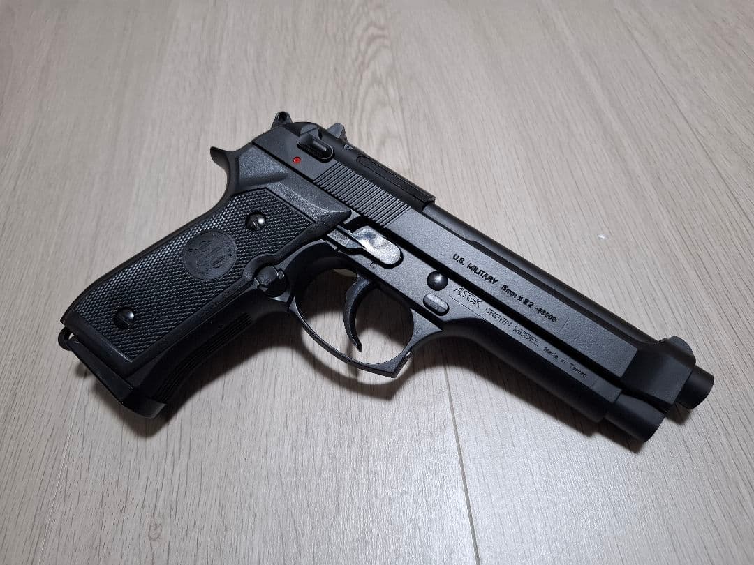 極美品　クラウンモデル　エアリボルバー　エアハンドガン　セット　ASGK承認済み