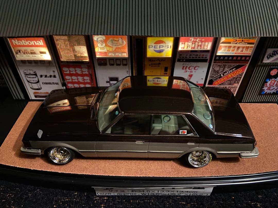 1/24 クレスタ　マイクロエース　カスタム　ジオラマ　　旧車