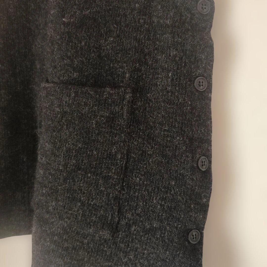 ネストローブ クウォーターフェイス Vネック ベスト