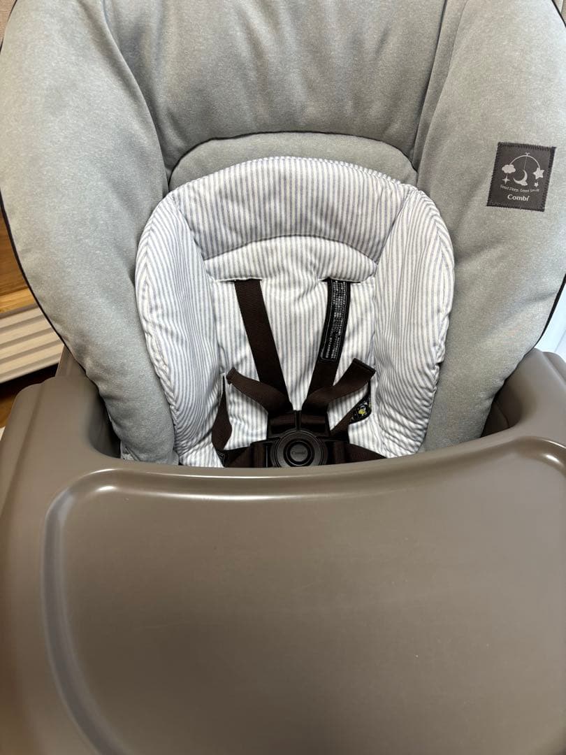 最終値下げ！コンビ　ネムリラ手動　アカチャンホンポ限定デザイン