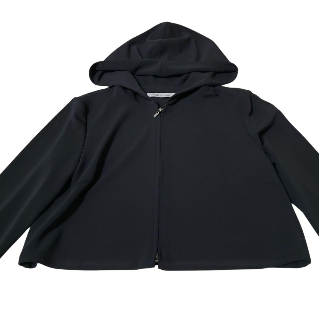 FOXEY New York クロップドパーカー　レディパーカ　ジップアップ