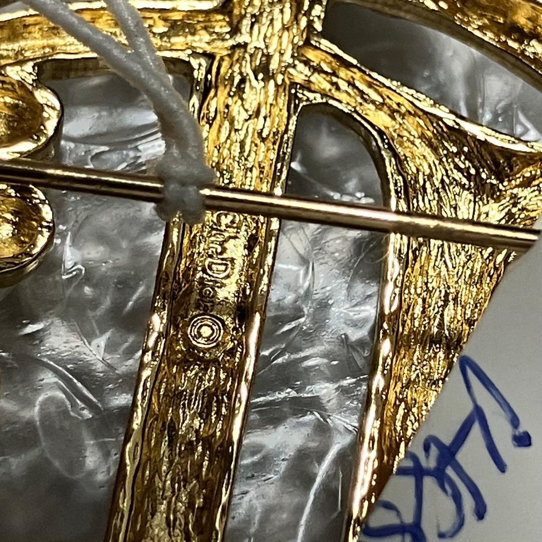 未使用保管品！クリスチャンディオール［旧ロゴ］ピンブローチ　ヴィンテージ　タグ付