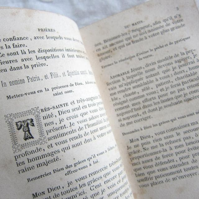 フランスアンティーク 祈祷書 ベルベット 花彫 金具19世紀 聖書