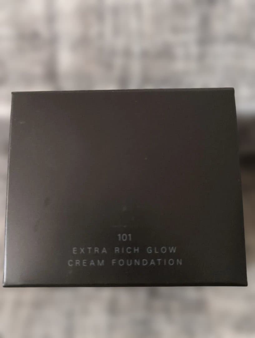【新品未使用】SUQQU エクストラリッチ グロウクリームファンデーション101