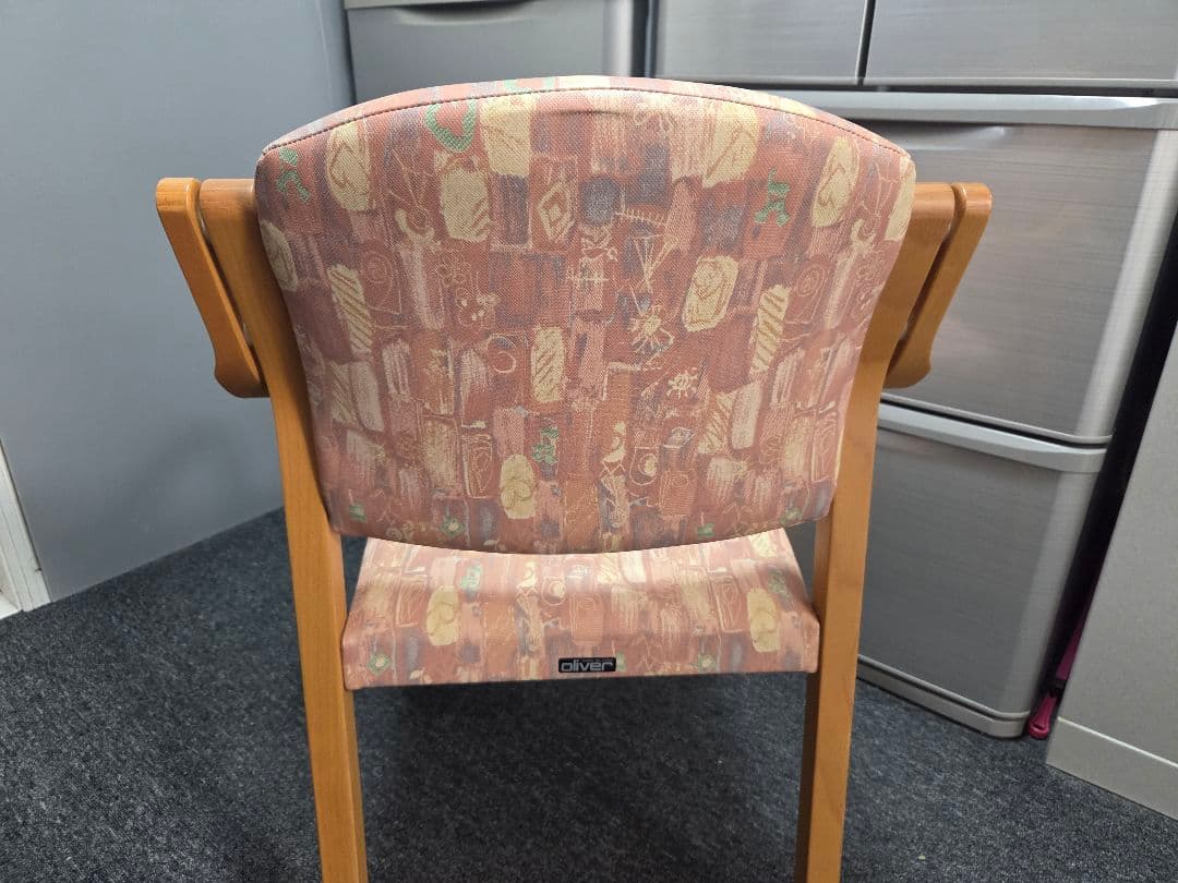 オリバー 介護用チェア 肘付タイプ 高機能ビニールレザー 二脚セット