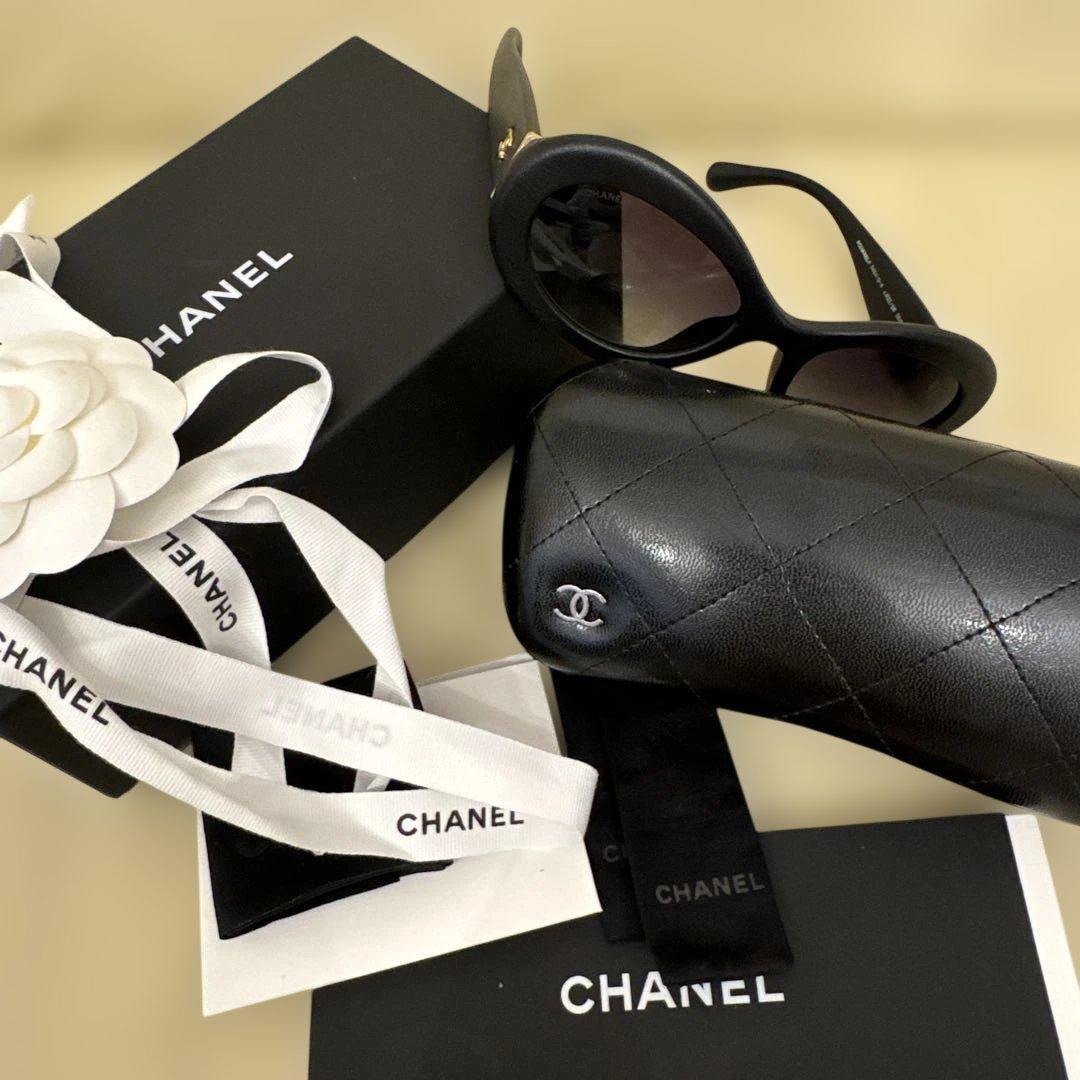 【超貴重】CHANEL ブラックレザー　サングラス