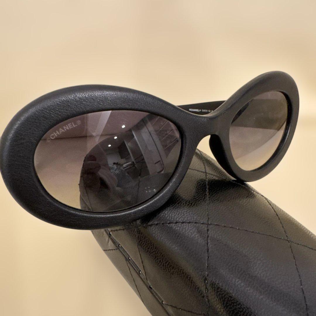 【超貴重】CHANEL ブラックレザー　サングラス