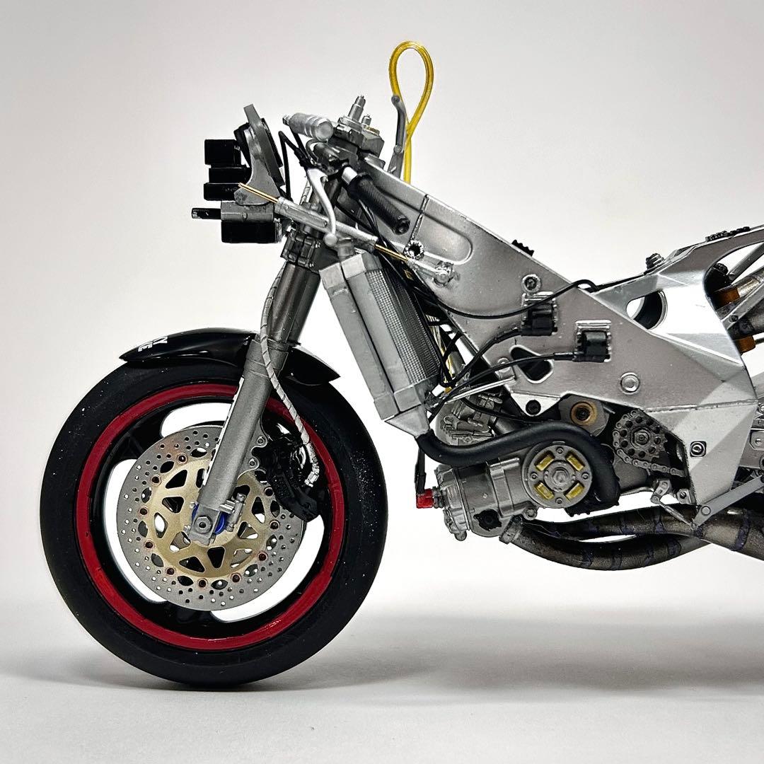 1/12 ハセガワ ヤマハYZR500(0W98) 1988 プラモデル 完成品