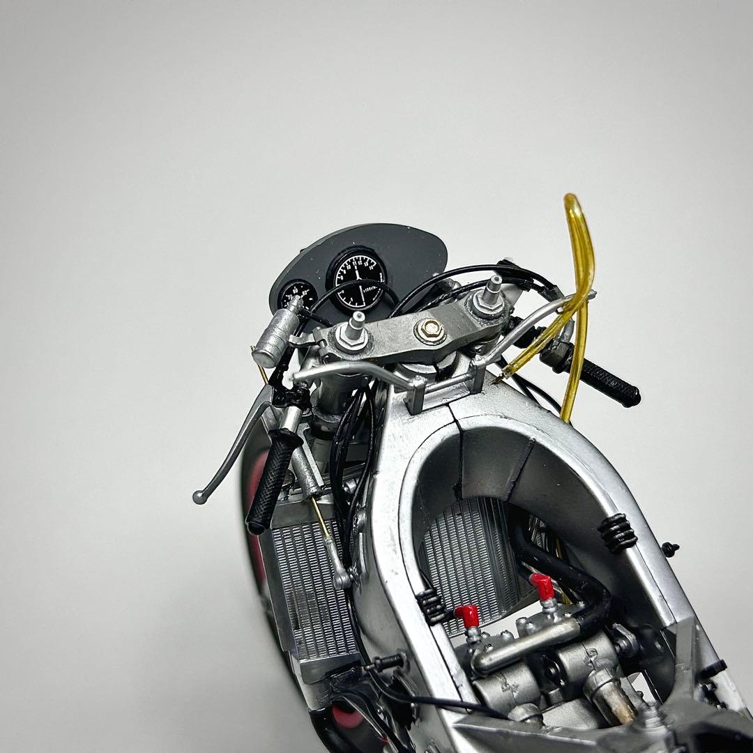 1/12 ハセガワ ヤマハYZR500(0W98) 1988 プラモデル 完成品