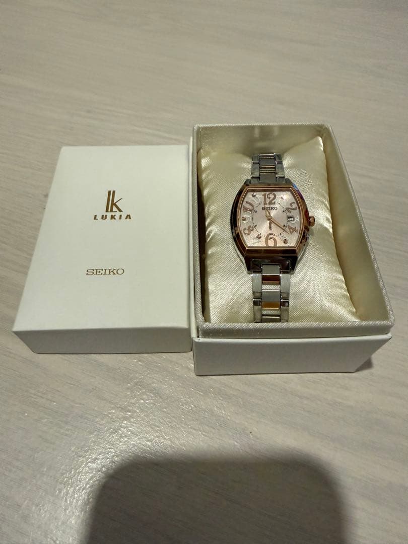 SEIKO LUKIA ソーラー時計 セイコー ルキア