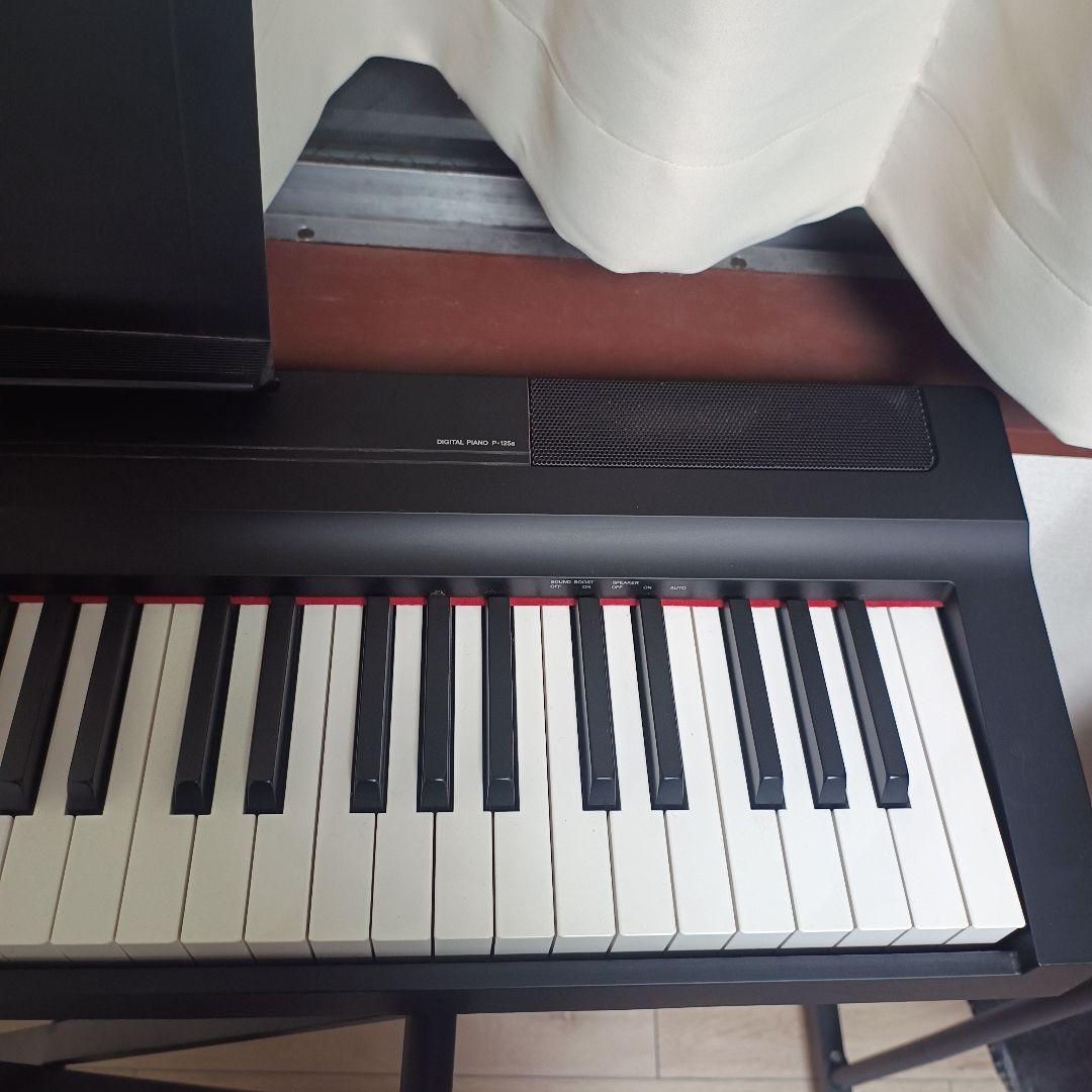 電子ピアノ ヤマハ YAMAHA P-125aB 88鍵盤　※直接手渡し希望