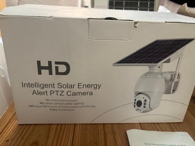 【オマケ付】 IPC-710G ソーラー防犯カメラ＋人感センサーライト