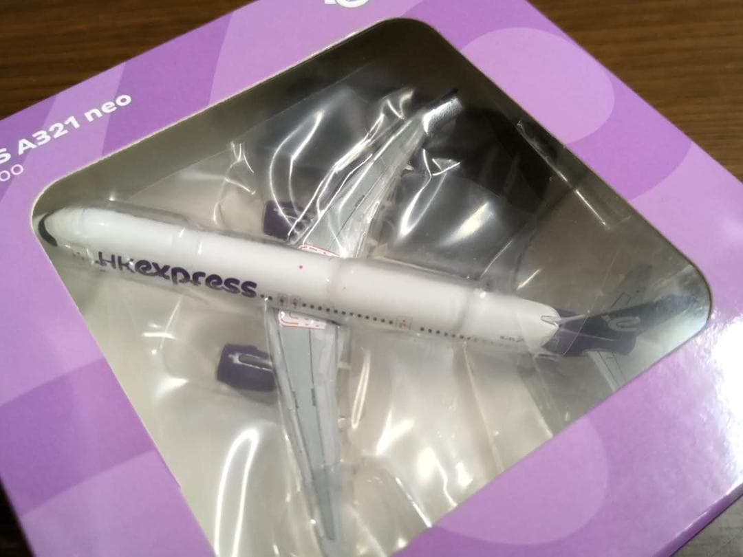 レア 香港エクスプレス AIRBUS A321 neo 1:400スケールモデル